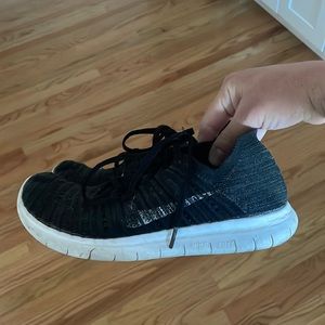 Nike free run fly knit